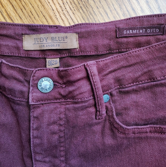 Judy Blue tummy control garment-dyed high-rise wide-leg crop jeans oxblood sz 29 - Picture 10 of 16